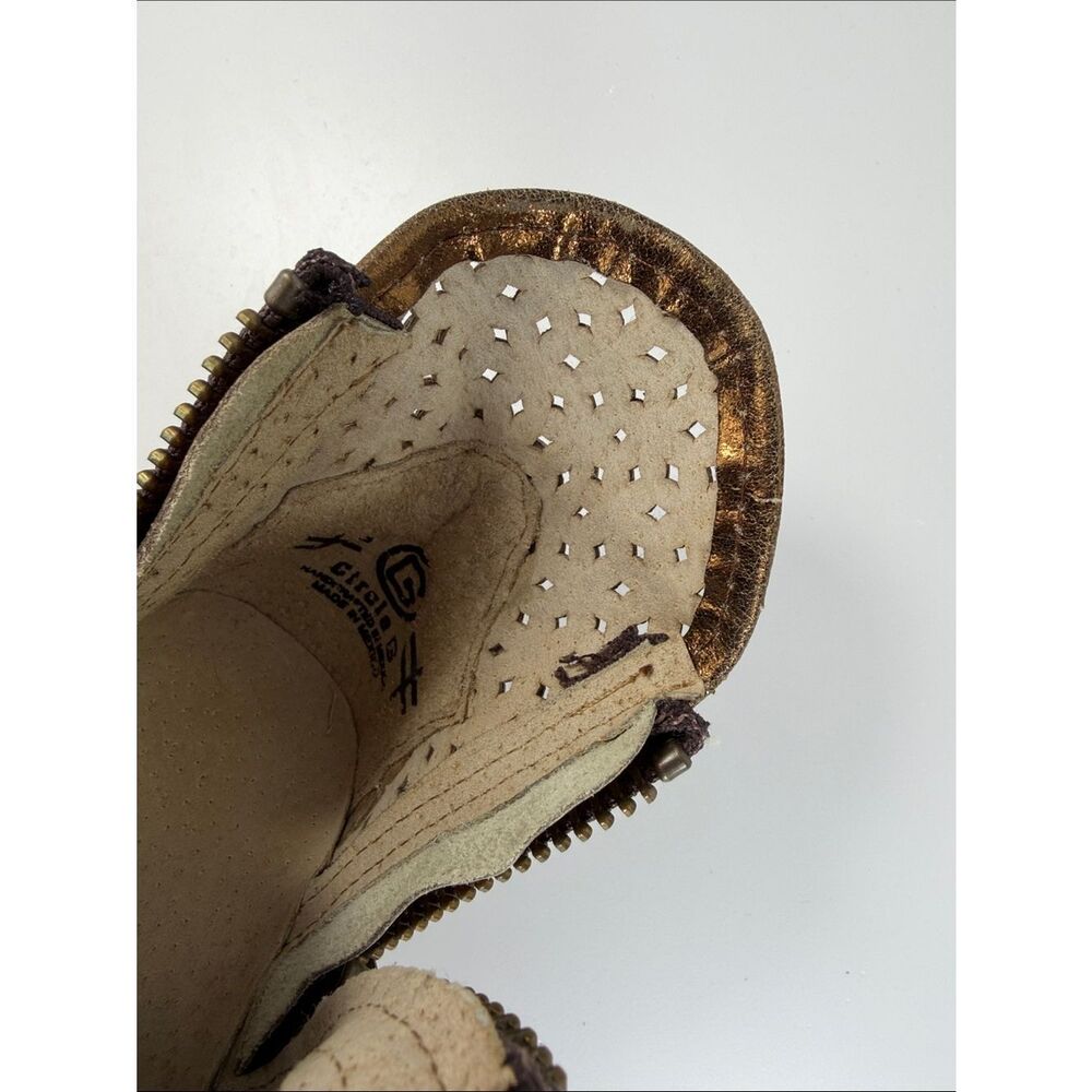 Circle G Bronze Metallic Western Ankle Boots Cutout Leather Size 6.5 - Picture 8 of 10